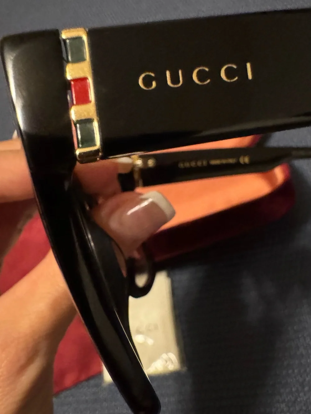 Gucci Black Frame Sunglasses (Gucci GG0459S 001)